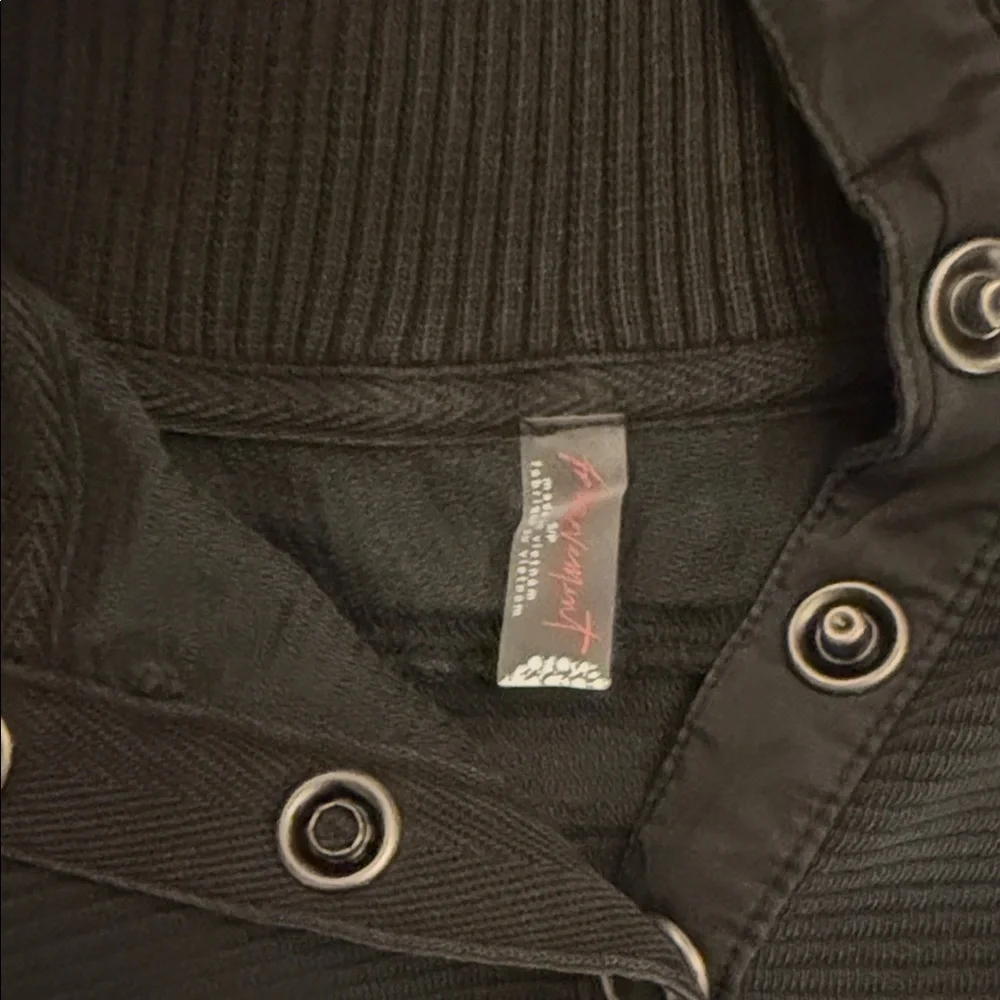 Free People Movement crop Henley - Picture 2 of 3